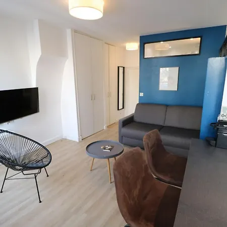 Apartment Renove Au Coeur De Paris
